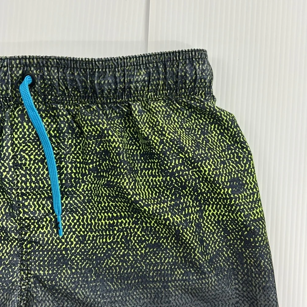 437. Under Armour Kids Swim Trunks - Black‎ and Neon Green (YXL)
